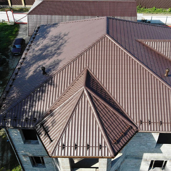 Монтаж сложной крыши и кровли в Нелидово и Тверской области